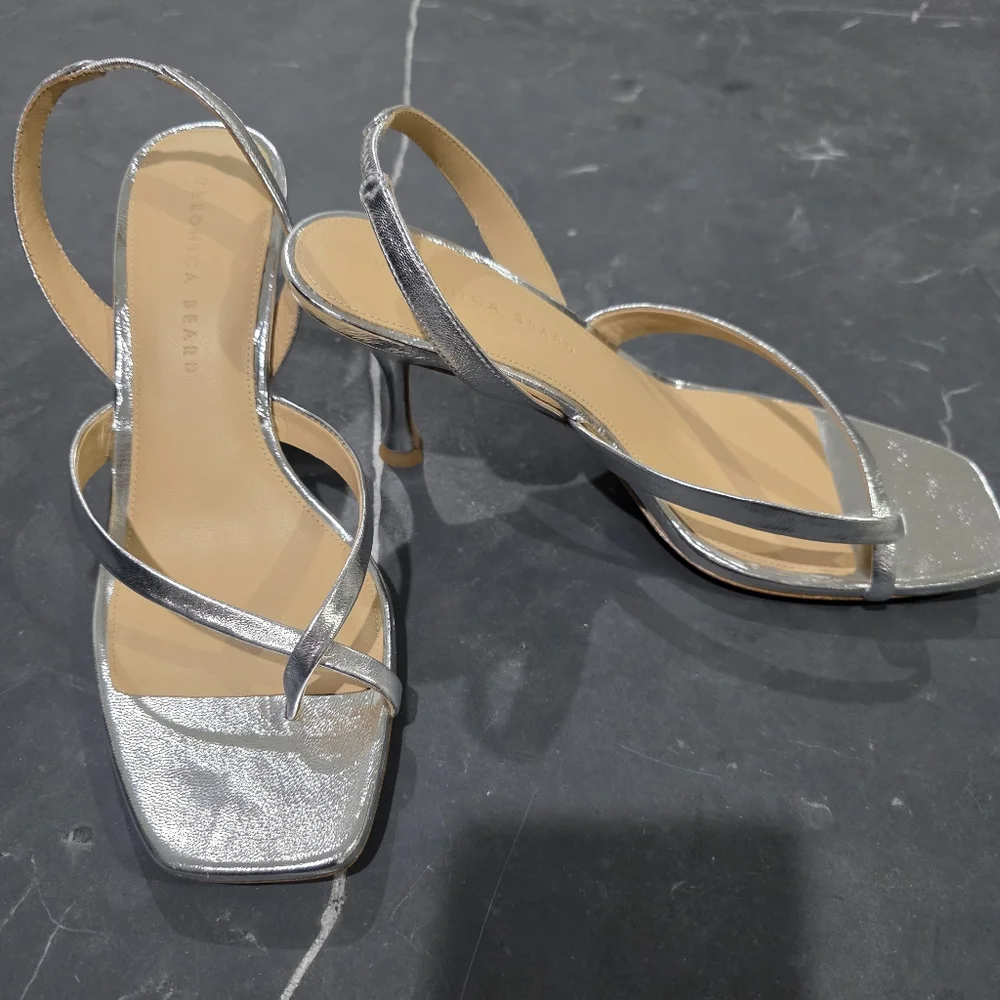 NEW Veronica Beard‎ Silver Strappy Heeled Sandals Size 9.5